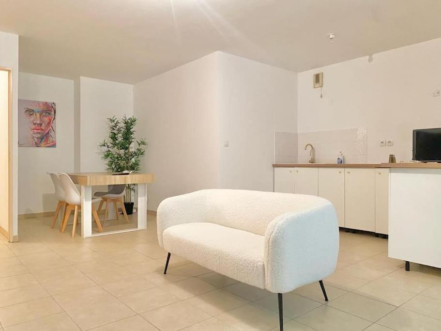 Havre De Paix La Joliette : Urban Modern Cosy Chic * Marseilles